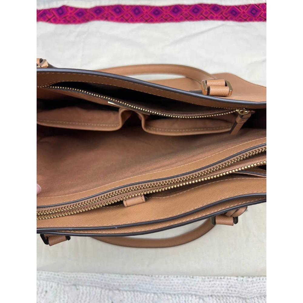 Tory Burch Robinson Saffiano Tan Leather Shoulder Tote Purse, Smoke, Pet Free. - Picture 8 of 11
